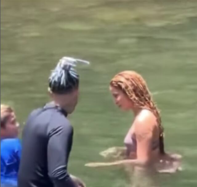 ¿Shakira y Rauw Alejandro juntos en un río de Puerto Rico?