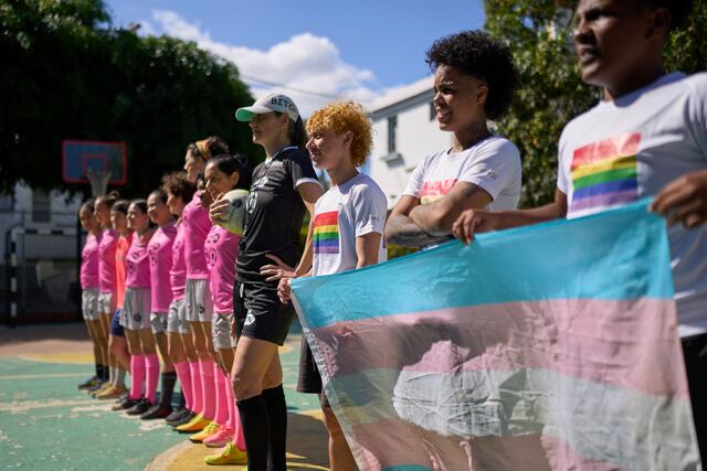 Fotos: Hombres transgénero cubanos salen a la cancha para visibilizar su identidad