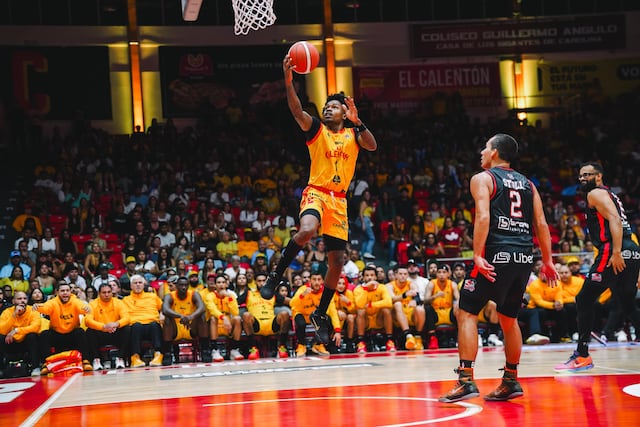 En doble tiempo extra los Gigantes se imponen ante los Piratas