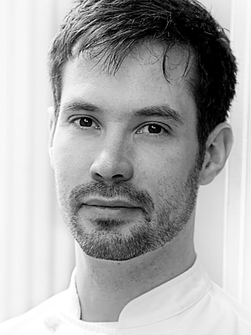 Chef Ronny Emborg se ha consolidado como una de las figuras más influyentes de la gastronomía contemporánea. 