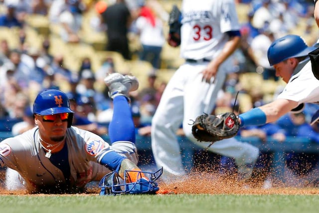 Mets doblegan 7-2 a Dodgers; Báez genera en su regreso