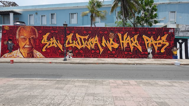 Mural en San Juan honra a Ricardo Alegría y denuncia posible cierre del ICP