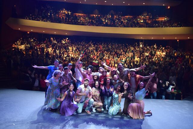 Mameyes 3:30 en ruta a funciones en Mayagüez y Humacao