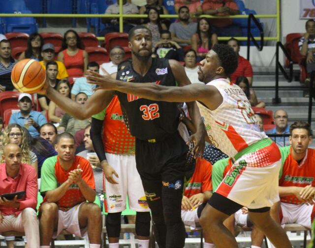 Aguada remonta y defiende su terreno