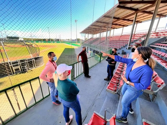 Salinas 2030 sigue viento en popa: Alcaldesa anuncia subastas de nuevos proyectos de reconstrucciones