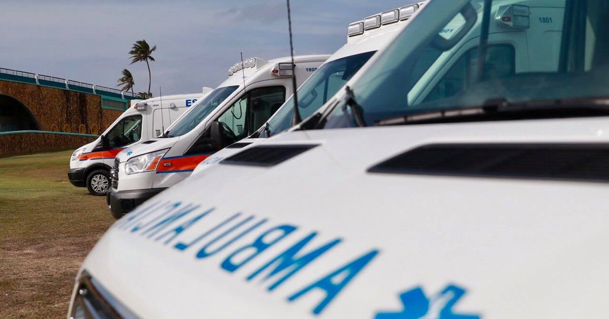 Ciclista resulta gravemente herido tras ser impactado por un automóvil en Aguada