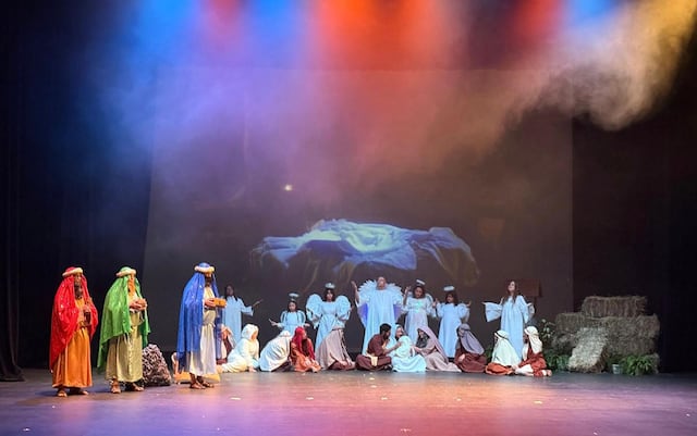 Todo un éxito la obra “Una noche mística: nos nace el salvador”