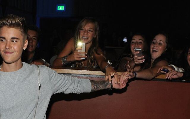 Justin Bieber expulsa a mujeres “feas” de zona VIP