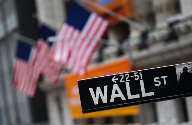 Dow Jones cae 1.000 puntos a nivel más bajo en 10 meses por dudas sobre respuesta a la inflación