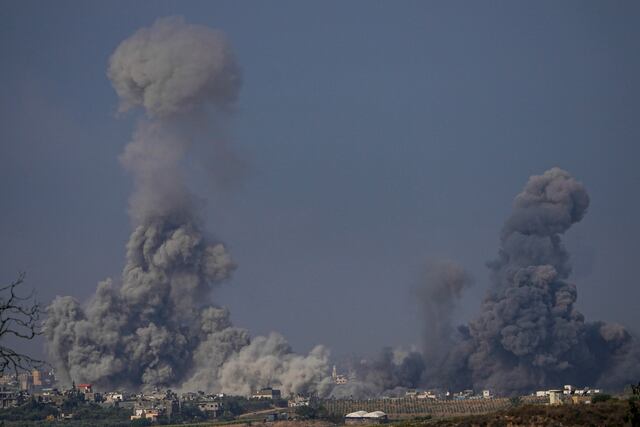 Israel intensifica bombardeos a Gaza y EEUU pide se retrase invasión terrestre
