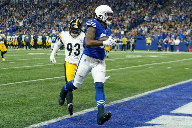 Colts refuerzan esperanzas de playoffs y torpedean las de Steelers
