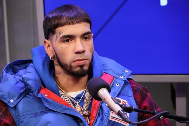 Anuel arremete contra Feid y asegura que le ganó una demanda