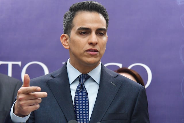 ¿Quién es Ángel Pantoja? El gobernador interino mientras Jenniffer González está fuera