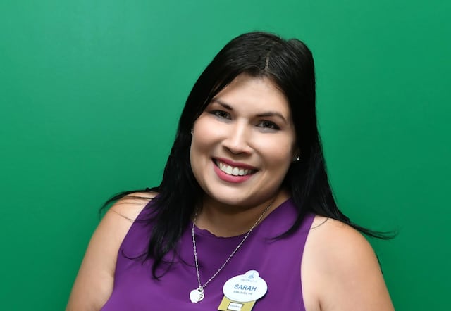 Madre boricua se destaca en Disney
