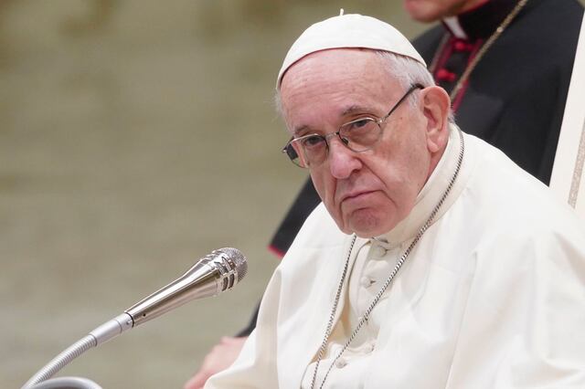 La modelo a la que supuestamente el papa Francisco le dio “like” en Instagram, el Vaticano reacciona