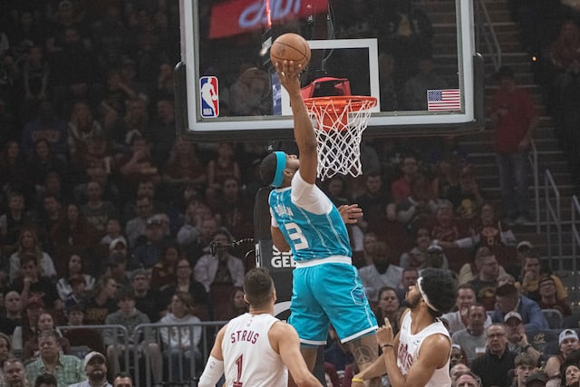 Hornets despiden a Steve Clifford con victoria ante Cavaliers