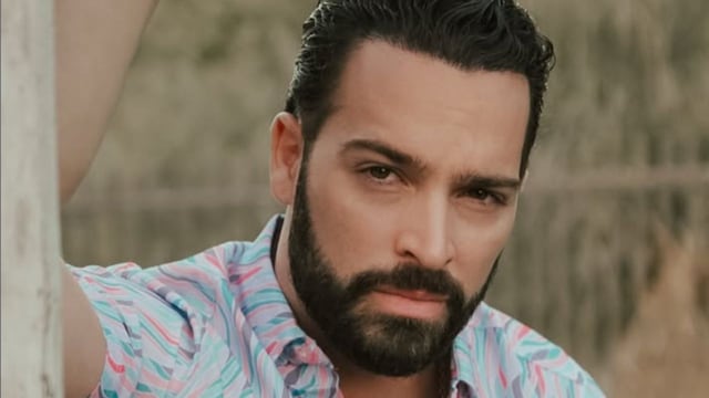Carlos José Torres le propone matrimonio a su pareja en medio de la celebración de la pronta llegada de Lucas Daniel