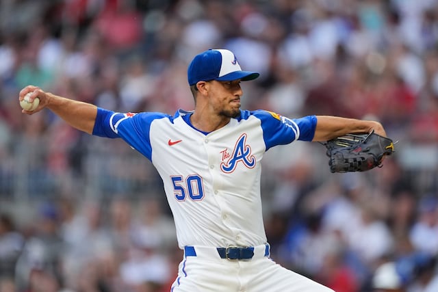 Charlie Morton alcanza las dos mil entradas