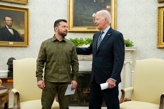 Presidente de Ucrania visita Estados Unidos y pide más ayudas para Kiev