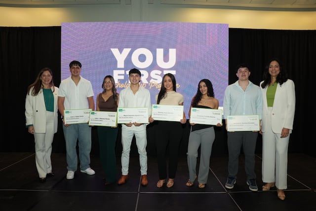 FirstBank aumenta inversión en talento local con nuevas becas universitarias