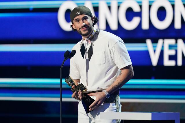 Bad Bunny confirma que pronto lanzará álbum de 22 canciones
