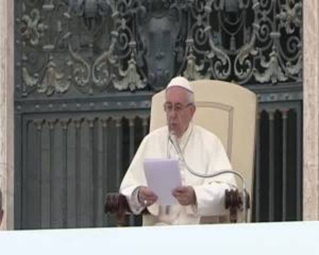 El papa asegura que no se puede llamar "mártires" a los terroristas