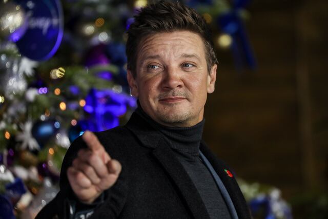 En estado crítico Jeremy Renner, conocido actor de “Marvel”