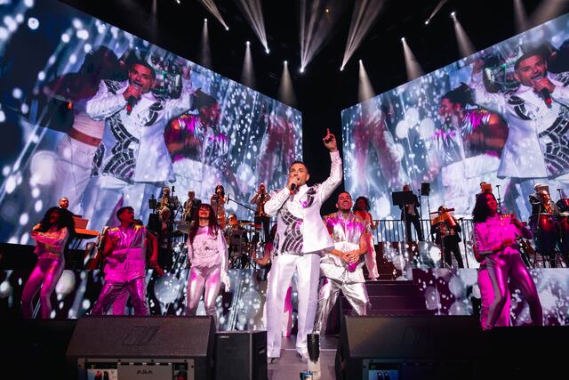 Manny Manuel celebra más de 30 años de carrera en el Coliseo de Puerto Rico