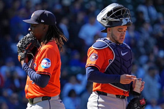 Expulsado el mánager boricua Joe Espada y Astros pierden quinto partido seguido