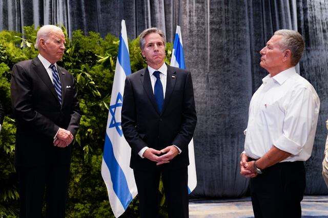 Blinken dice que Estados Unidos está listo para responder si hay escalada en el conflicto