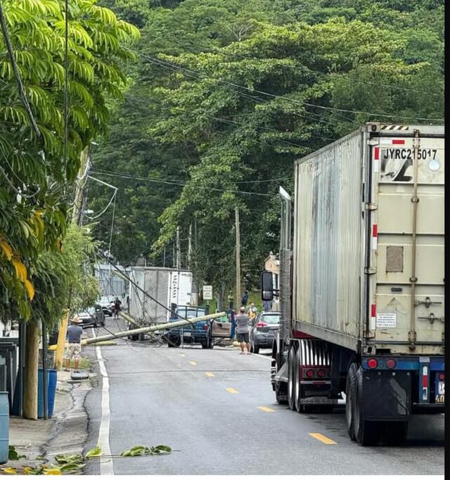 Cierran la PR-140 en Jayuya