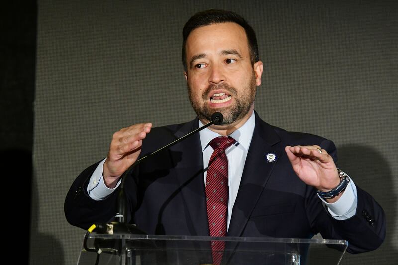 El secretario de Departamento de Estado, Omar Marrero, explicó que le corresponde al Tesoro implementar esta nueva regla.