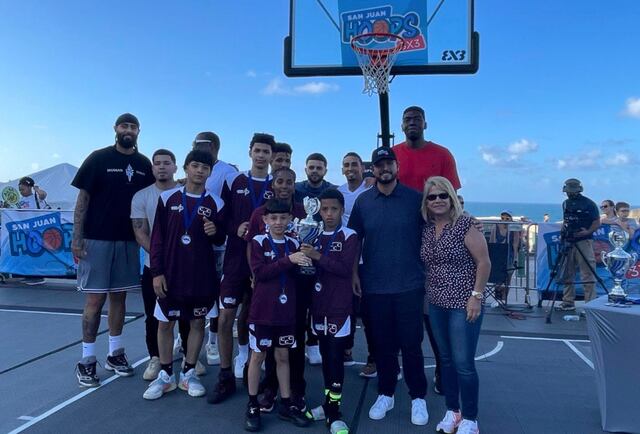 Celebran torneo 3×3 de baloncesto entre residenciales públicos