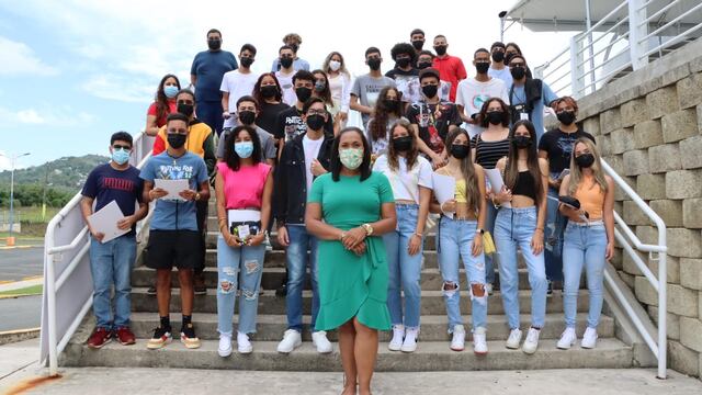 Municipio de Gurabo ofrece experiencia de trabajo a jóvenes graduados