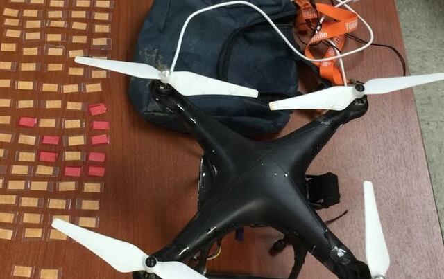 Hallan “drone” con cámara y drogas en la cárcel