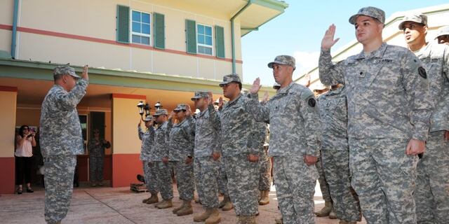 Soldados boricuas reciben $180 mil en bonos de retención