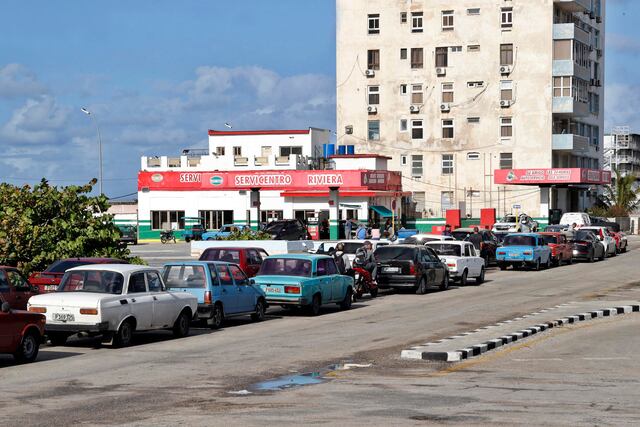 México advierte que nuevos aranceles de EE. UU. a países que suministren petróleo a Cuba pueden generar una “crisis humanitaria”