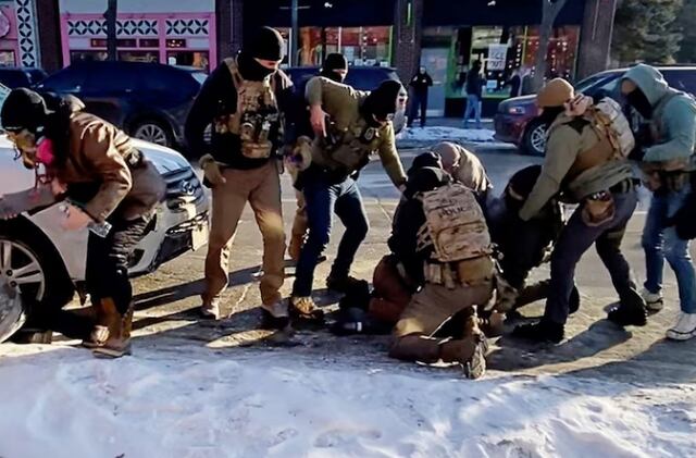 Suspendidos los agentes de la Patrulla Fronteriza que mataron a Alex Pretti en Minneapolis