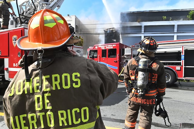 Envían bomberos de Puerto Rico a República Dominicana para asistir en emergencia por colapso de techo en discoteca