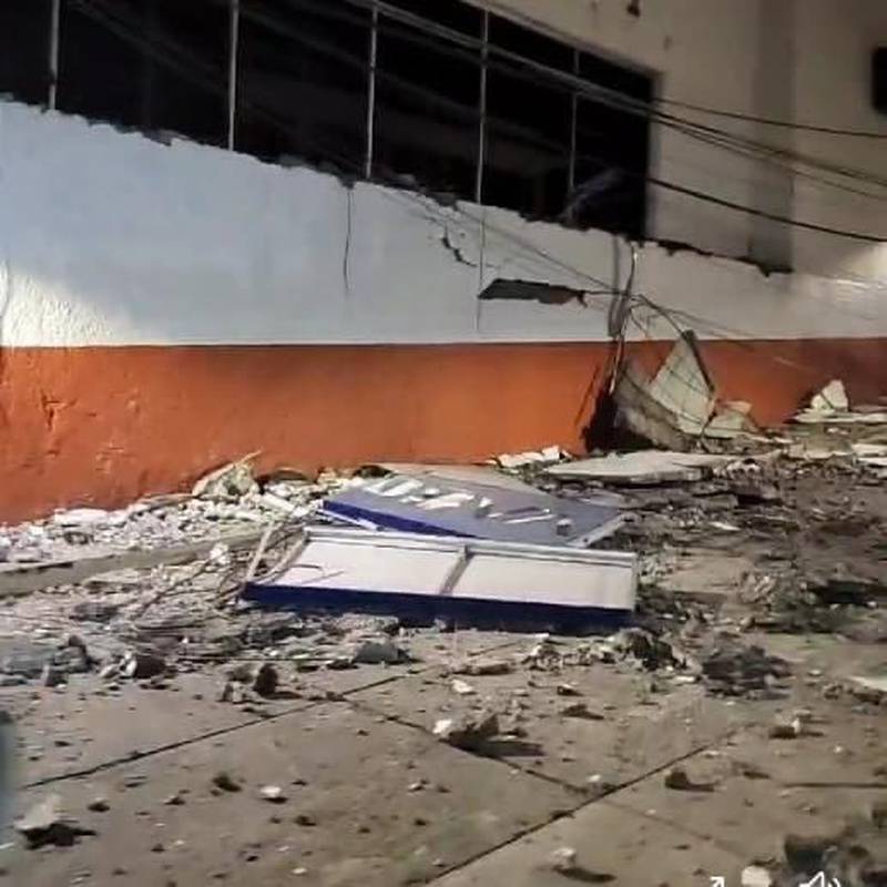 Daños tras sismo de 6.9 con epicentro en Coalcomán, Michoacán.