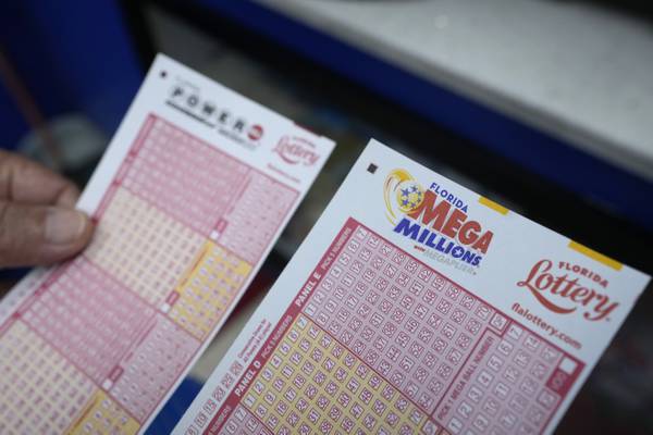 Premio de lotería Mega Millions alcanza los 1,100 millones de dólares