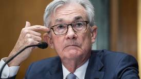 Powell: Fed subirá tasas hasta que se controle la inflación