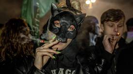 Alemania legaliza posesión de cannabis en pequeñas cantidades