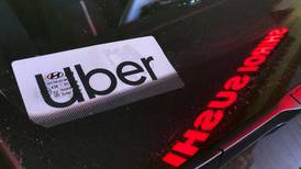 Uber y Lyft pagan $328 millones en juicio por robo de salarios a sus conductores