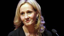 J.K. Rowling responde con sarcasmo a amenaza de boicot a nueva serie de Harry Potter