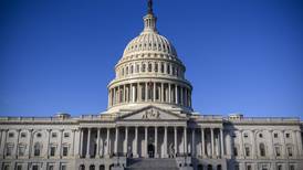 Cámara de EEUU aprueba medida a corto plazo para evitar cierre de gobierno