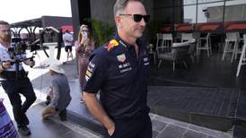 Suspenden empleada que denunció al líder del equipo Red Bull de Fórmula Uno por comportamiento inapropiado