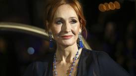 Policía de Escocia dice J.K. Rowling no violó la ley con nuevas expresiones transfóbicas