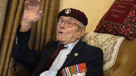 El veterano británico, Bill Gladden, cumple 100 años