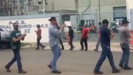 UTIER protesta en Mayagüez por contratación de ARG "a un costo de $1.9 millones por 6 meses"
